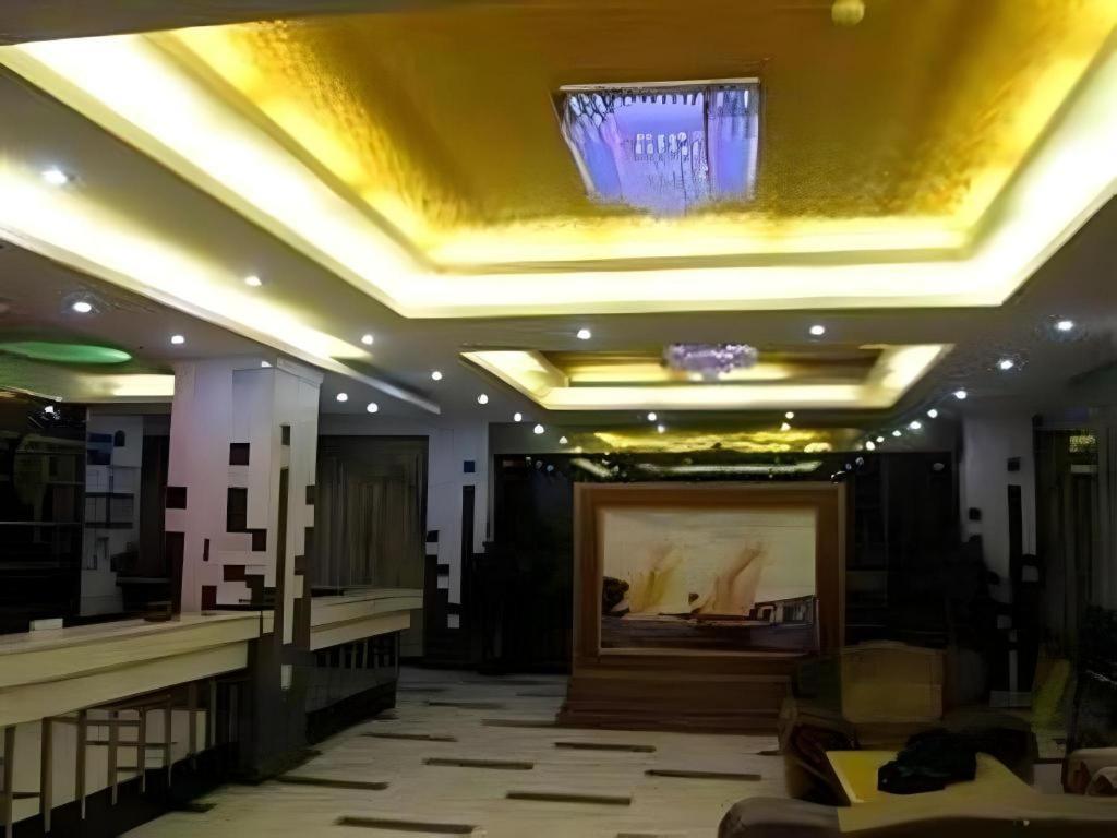 Airport Liwan Hotel Guangzhou Exterior photo