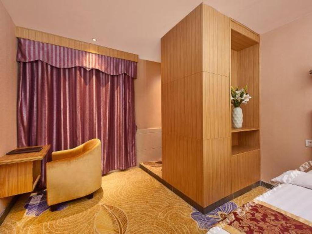 Airport Liwan Hotel Guangzhou Exterior photo
